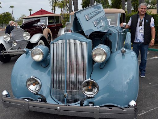 Packard show drives car enthusiasts to Hyatt Regency Newport Beach