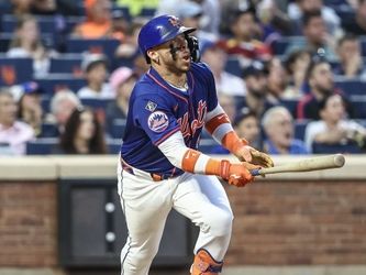 Mets secure Subway Series sweep with commanding 12-2 win over Yankees