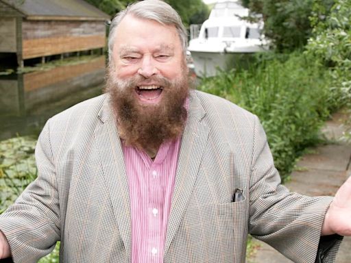 Brian Blessed, 87, shares his hilarious day with 'tons' of yogurt