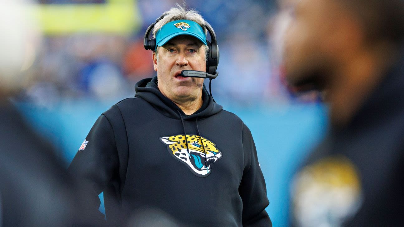 Will Doug Pederson return to playcalling for the Jaguars' offense? Or will Press Taylor hang onto the job?