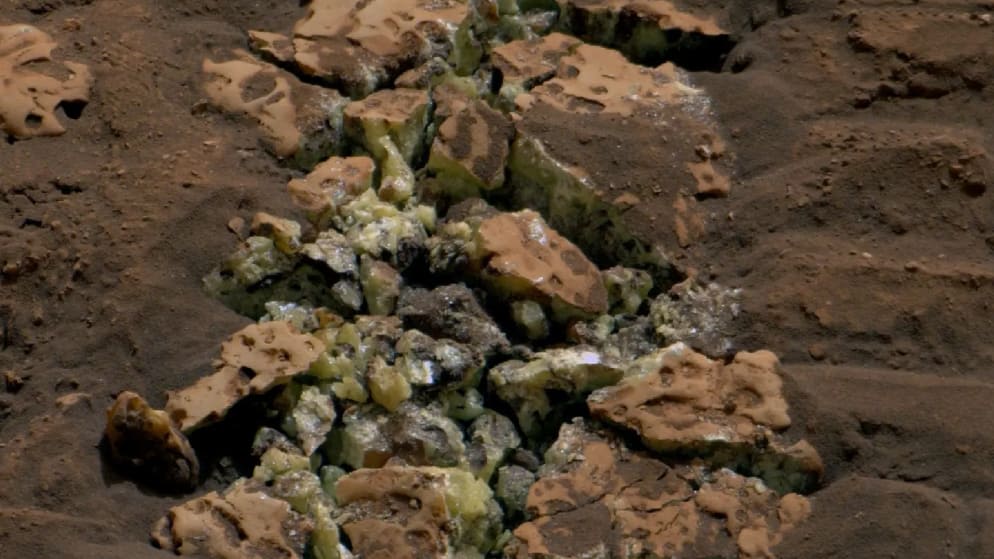 NASA Curiosity Rover Discovers Rock Containing One Building Block of Life on Mars