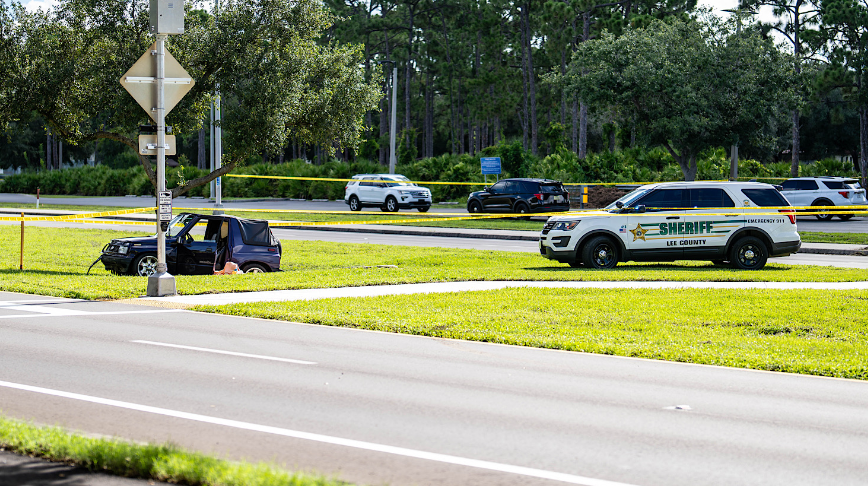 Deputies searching for suspect after man was shot, killed in Three Oaks Park on Thursday