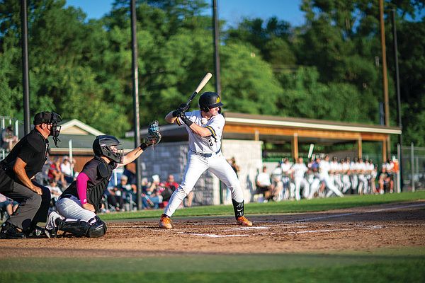 Renegades rally to get past Bombers in MINK League season opener | Jefferson City News-Tribune