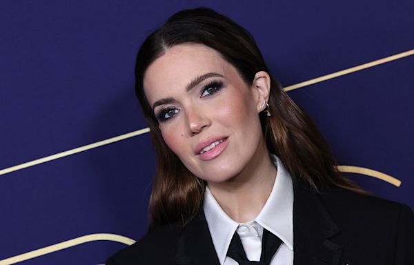 Mandy Moore blasts paparazzo following her in ninth month of pregnancy: 'I'm literally about to give birth'