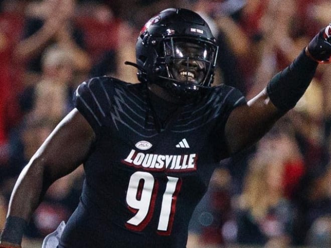 Arkansas to host Louisville DT transfer Tawfiq Thomas