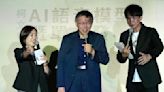 「AI唱才不會走音」柯文哲發表全台語AI競選歌曲〈簡單的人〉