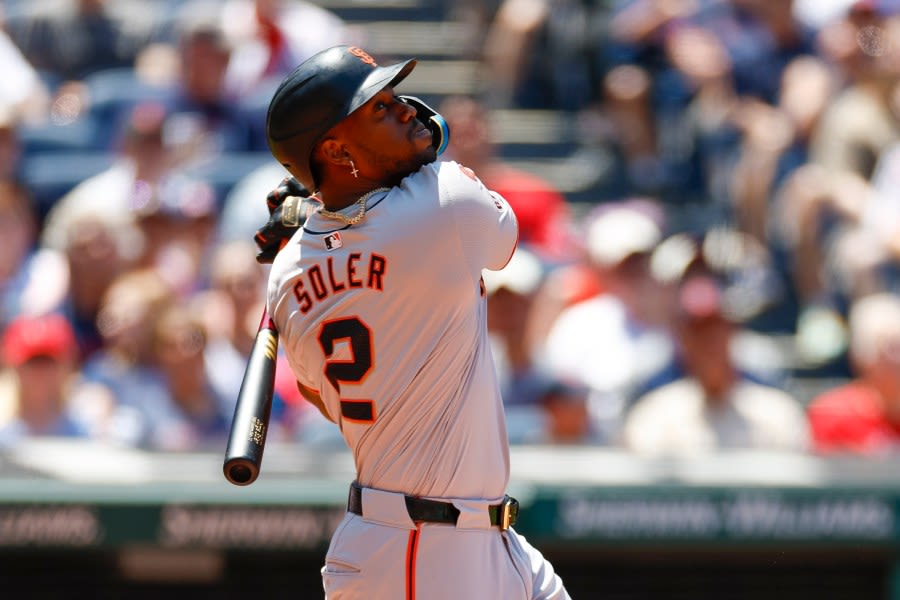 Giants’ slugger Jorge Soler, reliever traded to Braves