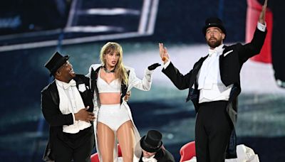 Travis Kelce stunned by meeting these A-listers at Taylor Swift show