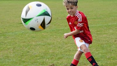 Brave Man Utd fan shows off footie skills after giving cancer the boot