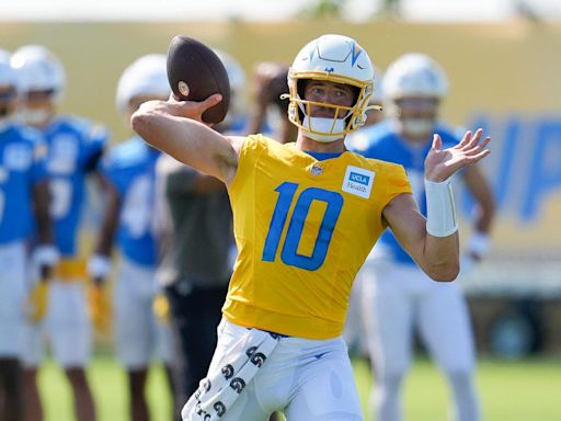 Justin Herbert Idle As A Bolt Of Bad News Clouds Chargers’ Camp