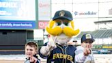 Greenfield boy one of three pediatric patients to throw out first pitch at Brewers spring training game