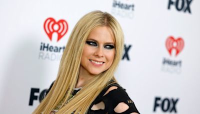 Avril Lavigne responds to bizarre conspiracy theory she died 20 years ago and was replaced by body double