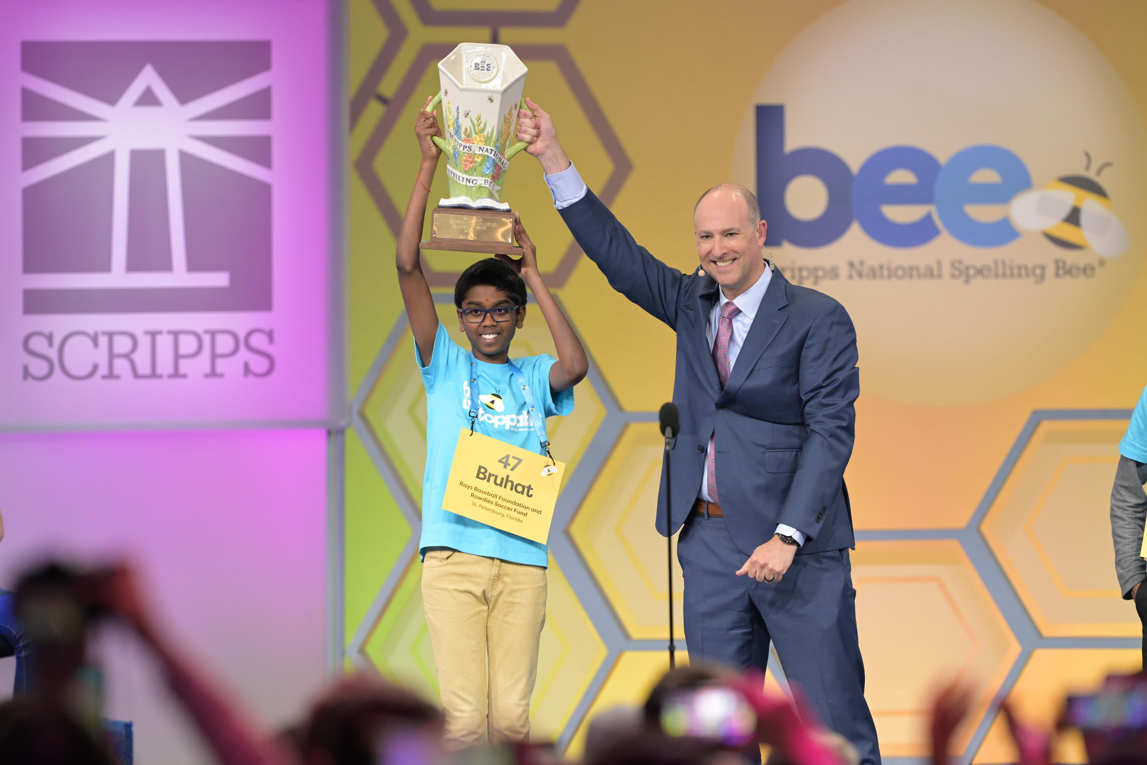 Florida 7th grader wins 2024 Scripps National Spelling Bee after dramatic 'spell-off'