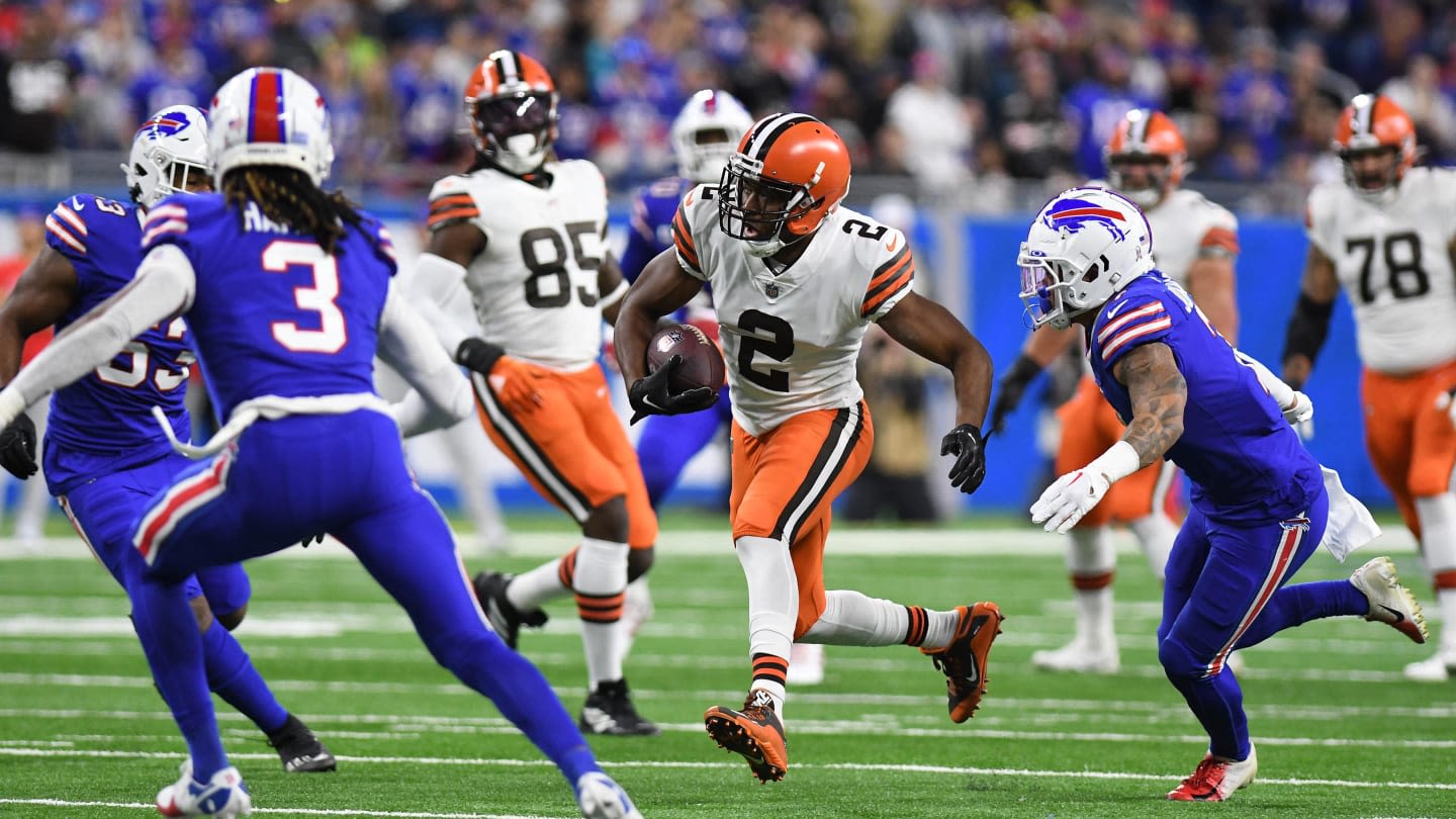 Could A Browns' Receiver Amass 100 Receptions In 2024?