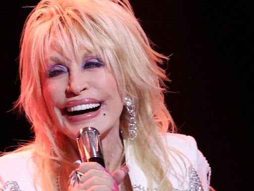 Dolly Parton Unveils Her First-Ever Limited Edition Wine Collection!