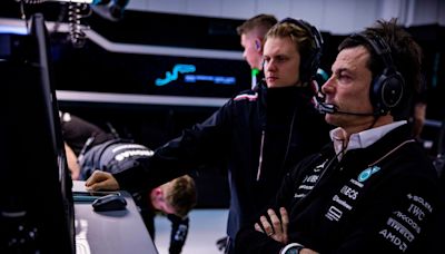 Mercedes form leaves Wolff in two minds on F1 2025 driver path