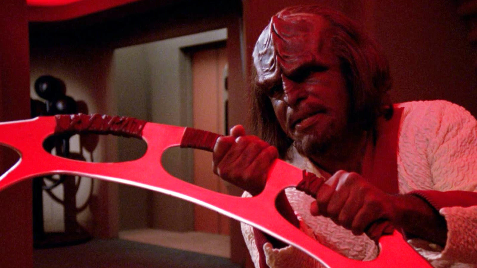 How Many Of Worf's Star Trek Stunts Are Really Done By Michael Dorn - SlashFilm