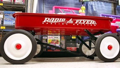 An SUV-Sized Red "Radio Flyer" Wagon Is Up for Auction | 94.5 The Buzz | The Rod Ryan Show