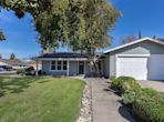 1133 Goldenoak Way, Stockton CA 95209