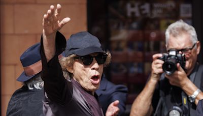 Mick Jagger dice que el gobernador de Luisiana quiere regresar a "la Edad de Piedra"