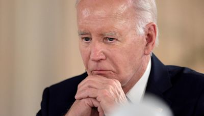 La fragilidad de Joe Biden: un experto desentraña qué hay detrás de su extraño comportamiento