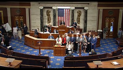 US House of Representatives takes a moment of silence for victims, community following Apalachee school tragedy