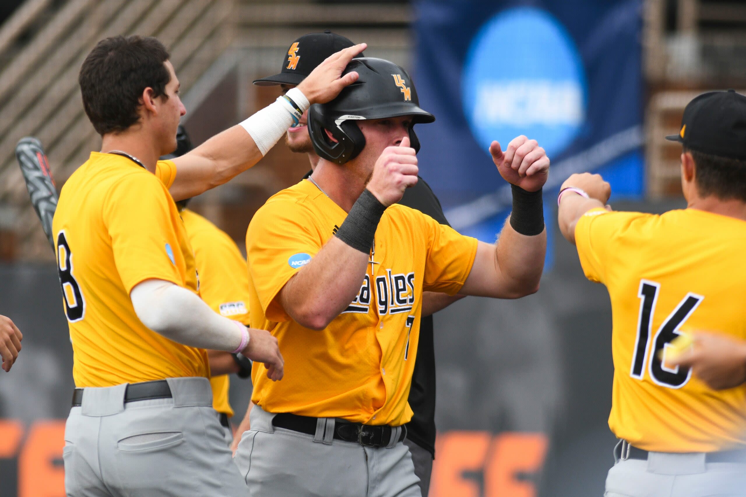 Southern Miss defeats Indiana, Golden Eagles advance to play Vols