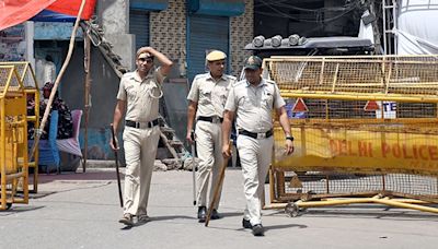 Delhi Man Shoots Dead 7-Year-Old Daughter, Buries Body At Crematorium: Cops
