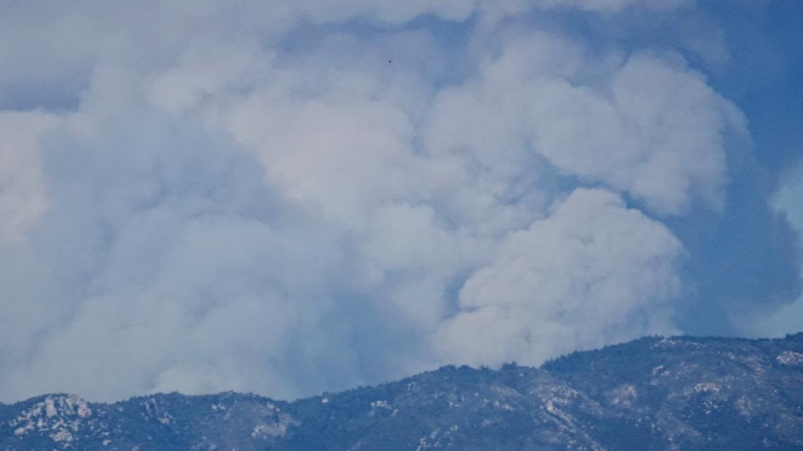 Nixon Fire explodes in Riverside County, prompting evacuation orders