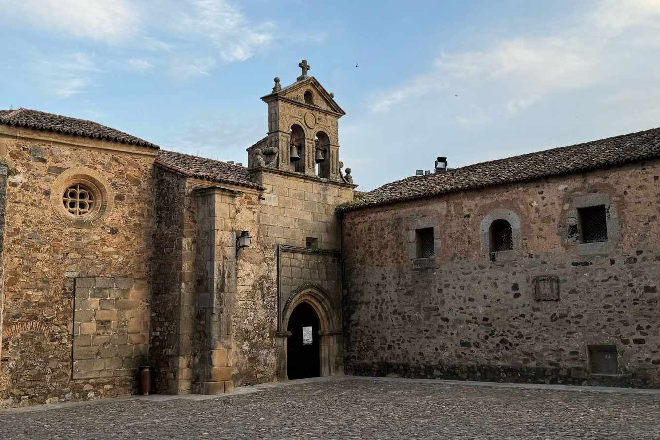 Here's the Secret Password for Spain's Convent Cookie Windows