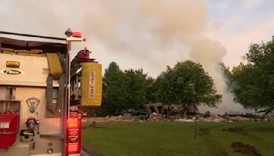 2 dead, 2 hurt after home explodes in Ohio