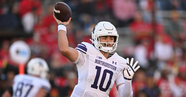 QB Sullivan announces his transfer from Northwestern to Iowa