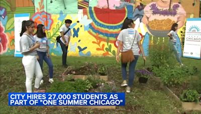 City hires 27,000 through 'One Summer Chicago' youth jobs program