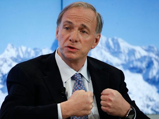 Elite investor Ray Dalio says risk of US civil war is up to 40% — and thinks Taylor Swift could be a good president