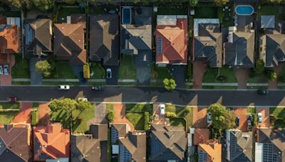 New study uncovers major equity gap in clean energy generation: 'We were astonished to see there is still such a large difference'