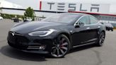 Tesla recalling more than 125,000 vehicles to fix seat belt warning system