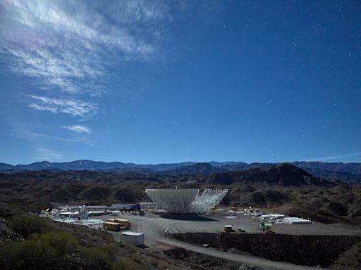 “Debería haber vida en otros planetas”. Bajo el más puro de los cielos, una tribu de astrónomos rastrea señales del espacio