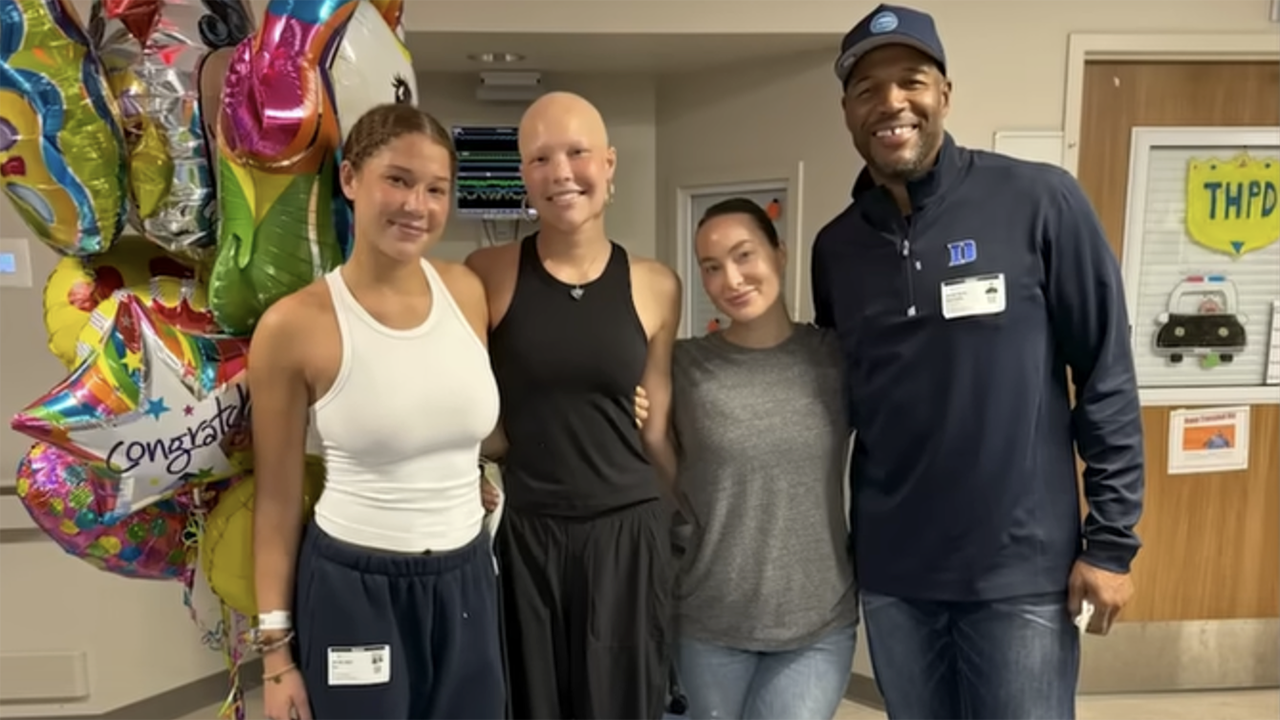 Michael Strahan Praises 'Superwoman' Daughter as She Completes Chemo