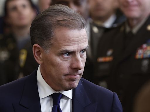 Hunter Biden reverses course in gun trial