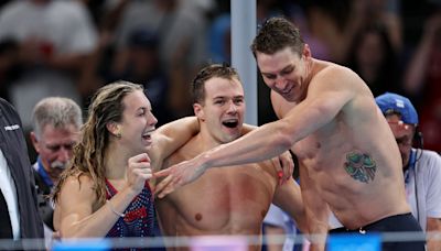 2024 Paris Olympics: U.S. wins gold medal, sets world record in 4x100 mixed relay