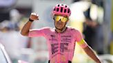 Richard Carapaz rides clear to win stage 17 of Tour de France