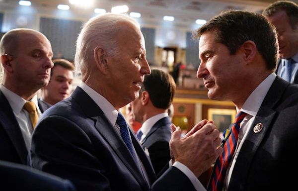 Democrat says he called for Biden to quit race after president failed to recognize him