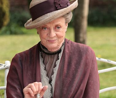 Maggie Smith, Grande Dame of Stage and Screen, Dies at 89