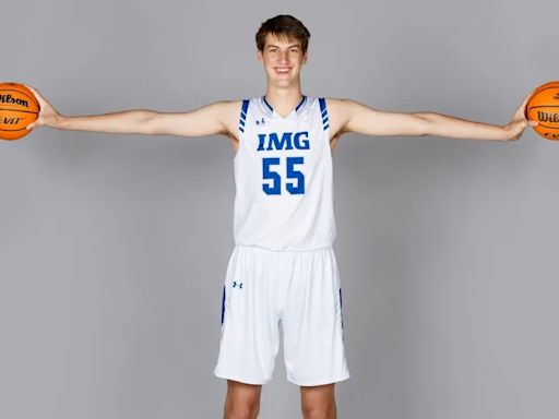 Florida Lands 7-foot-9 Canadian, Set to Become Tallest Player in NCAA History