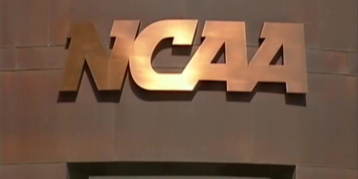 New deal between NCAA, Power 5 allows schools to pay players