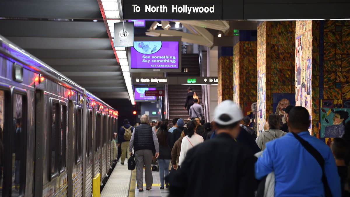 Woman hospitalized in stabbing at Universal-Studio City Metro station