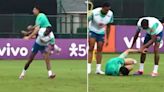 La violenta patada de una figura de la selección de Brasil a un compañero antes del debut por la Copa América