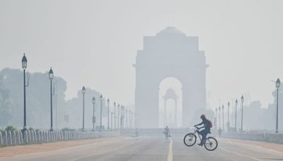 Air pollution linked with 33,000 deaths in India each year between 2008 & 2019, finds Lancet study