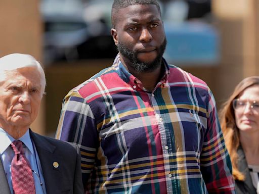 Former officer testifies Tyre Nichols 'wasn't a threat' when he was snatched from car during stop