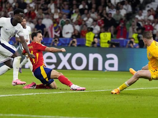 Sale a subasta el gol de Oyarzabal en la final de la Eurocopa 2024